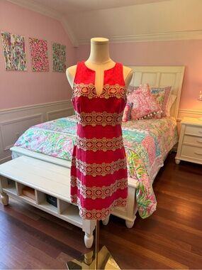 Beautiful Lilly Pulitzer Coral Lace-Trim Sleeveless Shift Dress